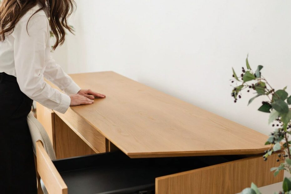 Minimalist Desk Inspiration | Transformer Table for Small Home Office | Space-Saving Ideas